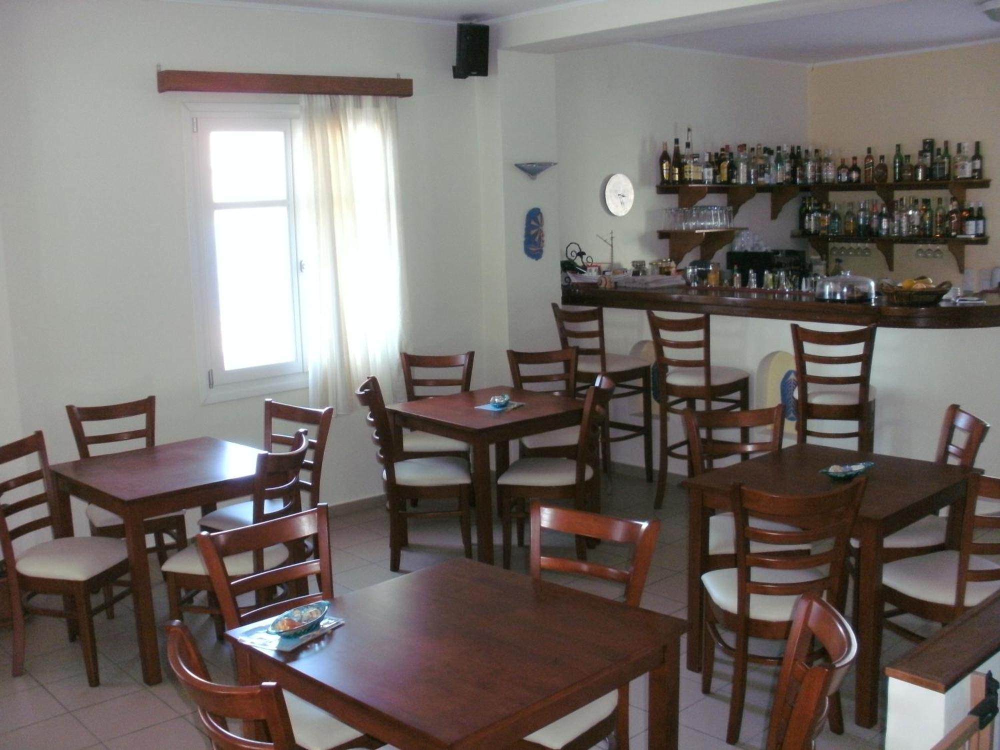 Mike Hotel Aegiali Ngoại thất bức ảnh